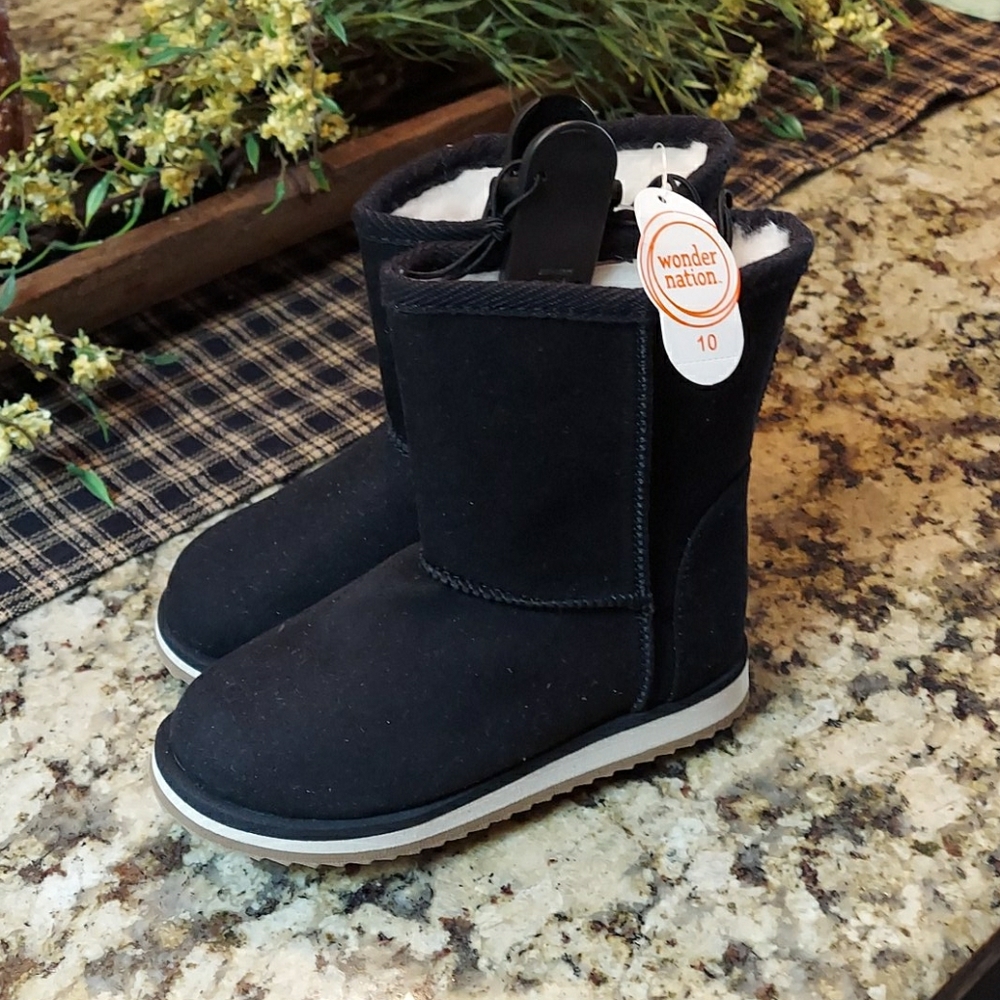 Girls boots size 10